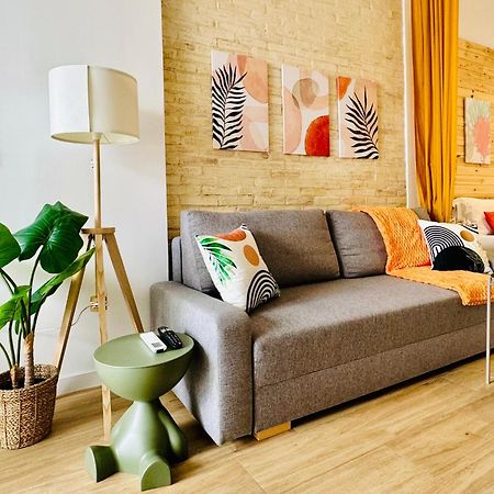 Beautiful Flat Next The Beach Валенсія Екстер'єр фото